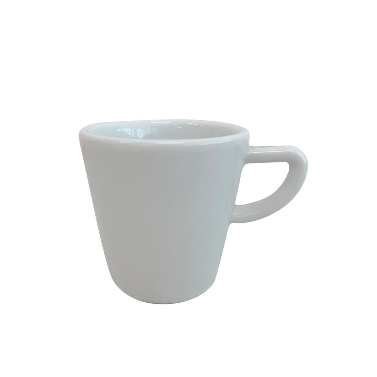 Vorderansicht der Delta Kaffeetasse 16 cl aus Porzellan, klassische Kaffeetasse mit Ohr für Kaffee und Cappuccino innerhalb der Geschirrserie.