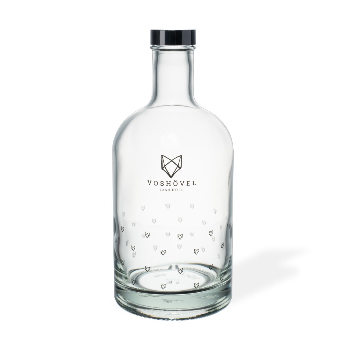 Glasflasche „Oslo“, 0,7 Liter, mit einfarbigem Logo des Voshövel Landhotels auf der Vorderseite