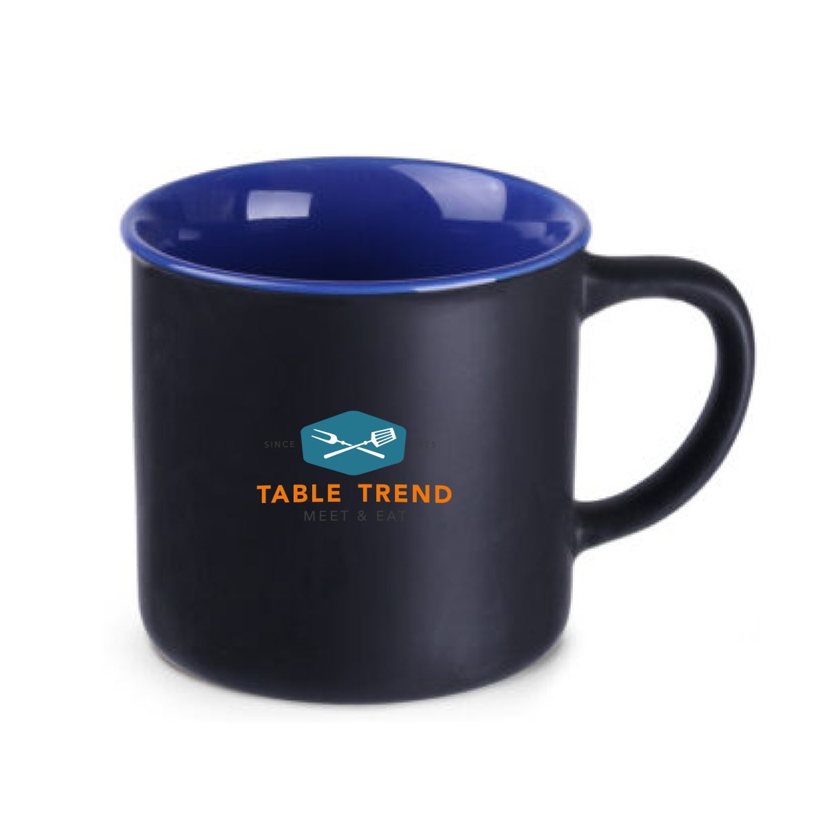 31 cl Loft Supreme Becher mit TableTrend Logo in mehreren Farben auf der Keramikvorderseite.