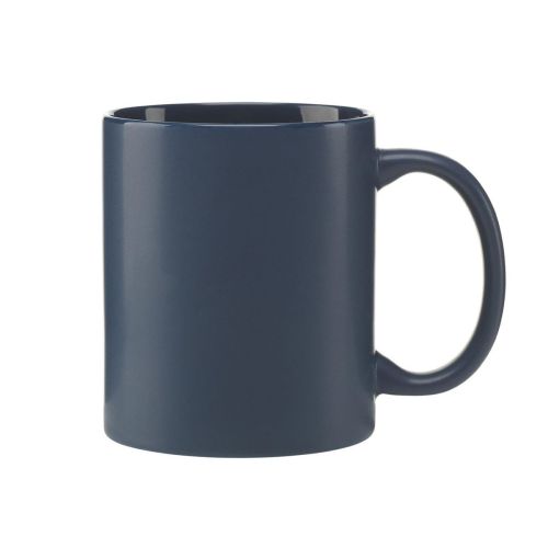 Vorderansicht von Kitty Becher matt 35 cl. aus blauem Porzellan mit glatter matter Oberfläche und gerader zylindrischer Form.