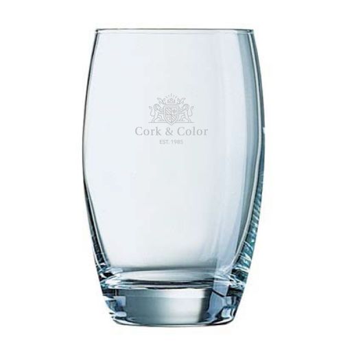 Salto Tumbler 50 cl Glas mit eingraviertem Logo auf der Vorderseite, dezente Glasgravur KorkFarbe.