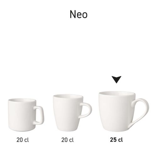 Weißer Budgetline Neo Becher 25 cl. präsentiert in Serie mit anderen Varianten. Weißer Budgetline Neo Becher 25 cl. präsentiert in Serie mit anderen Varianten.
