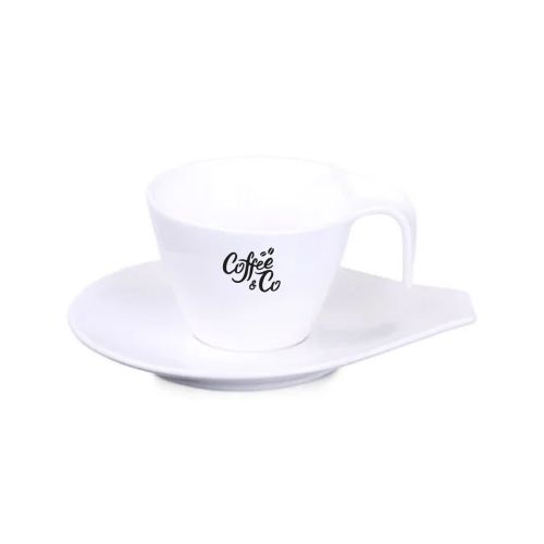 Dream Tasse und Untertasse 15 cl aus Porzellan mit einfarbigem CoffeeCo-Logo auf der Vorderseite.