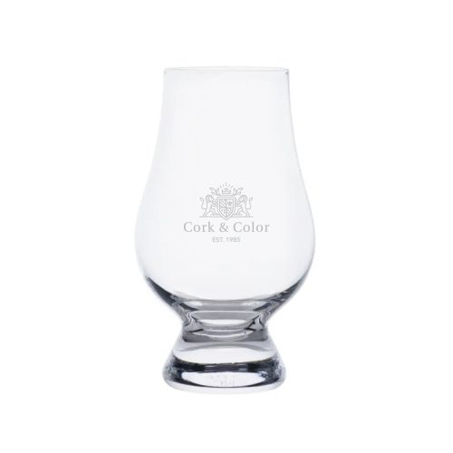Eingraviertes CorkColor-Logo auf der Vorderseite des Glencairn-Whiskyglases 20 cl.