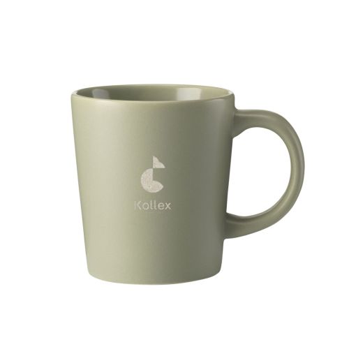 Muster Tasse Ponti Matt 25 cl. mattgrüne Keramik mit deutlich sichtbarem 'kollex'-Logo in der Mitte. Muster Tasse Ponti Matt 25 cl. mattgrüne Keramik mit deutlich sichtbarem 'kollex'-Logo in der Mitte.