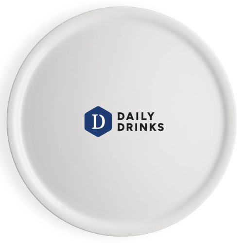 Pizzateller Essentials weiß 32 cm Porzellan mit mehrfarbigem DailyDrinks-Logo auf der Vorderseite, schlicht und deutlich bedruckt