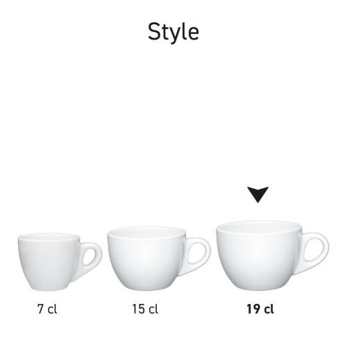 Serienarrangement von mehreren Style Cappuccinotassen aus weißem Porzellan.