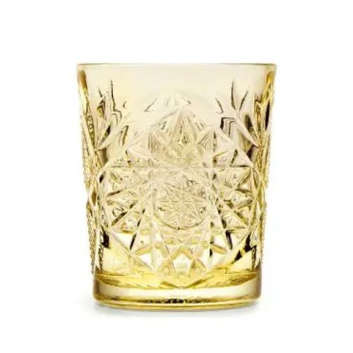 Gelber Becher Onis Hobstar 35 cl Glas mit geschliffenem Sternmuster, Vorderansicht ohne Druck