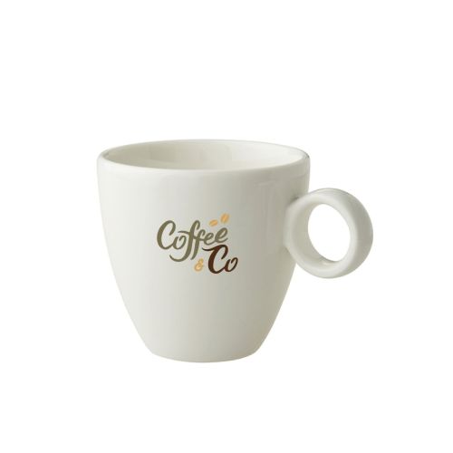 Vorderansicht der Bart Coffee Tasse 17 cl, bedruckt mit dem bunten CoffeeCo Logo auf dem glatten Porzellan. Vorderansicht der Bart Coffee Tasse 17 cl, bedruckt mit dem bunten CoffeeCo Logo auf dem glatten Porzellan.