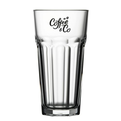 Einfarbiger Druck mit CoffeeCo-Logo auf der Vorderseite des Casablanca-Bierglases 47,5 cl, deutlich positioniert. Einfarbiger Druck mit CoffeeCo-Logo auf der Vorderseite des Casablanca-Bierglases 47,5 cl, deutlich positioniert.