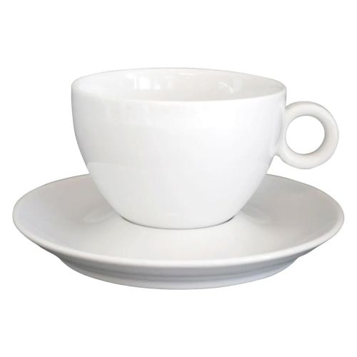Vorderansicht von Bola Milchkaffeetassen weiß 28 cl. Set, mit konvexer Form. Vorderansicht von Bola Milchkaffeetassen weiß 28 cl. Set, mit konvexer Form.