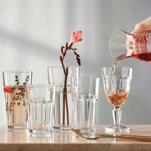 Casablanca Ice Tea Glas 41,5 cl. mit Getränk, attraktiv präsentiert im Nutzungskontext.