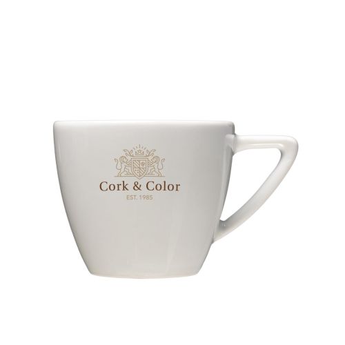 Cappuccino Tasse Weiß 20 cl.  aus Porzellan mit mehrfarbigem CorkColor-Logo auf der Vorderseite.