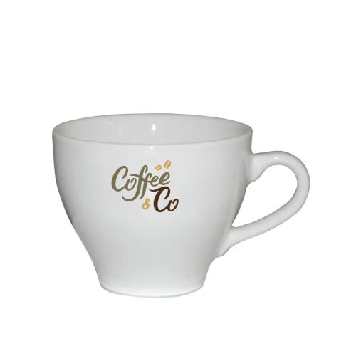 Porzellan Dom Cappuccino Tasse weiß 20 cl. mit mehrfarbigem CoffeeCo Logo auf der Vorderseite.