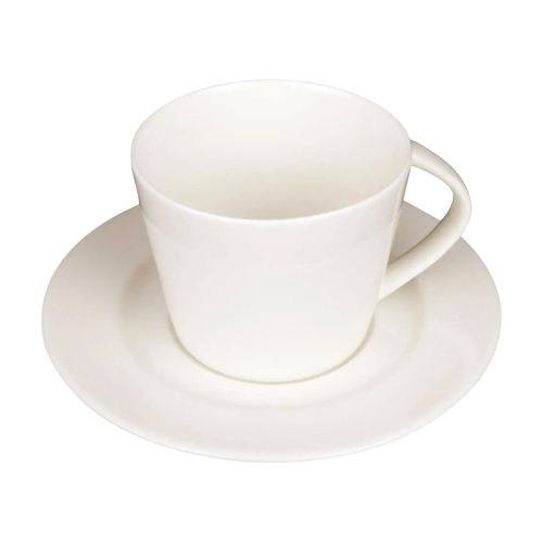 Frontansicht des cremeweißen Eva Coffee SET 20 cl. aus Porzellan, bestehend aus Tasse und Untertasse. Frontansicht des cremeweißen Eva Coffee SET 20 cl. aus Porzellan, bestehend aus Tasse und Untertasse.