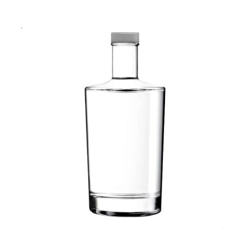 Flasche Neos 0,5 Liter mit silbernem Verschluss in gerader Frontansicht, transparent und schlicht gestaltet. Flasche Neos 0,5 Liter mit silbernem Verschluss in gerader Frontansicht, transparent und schlicht gestaltet.