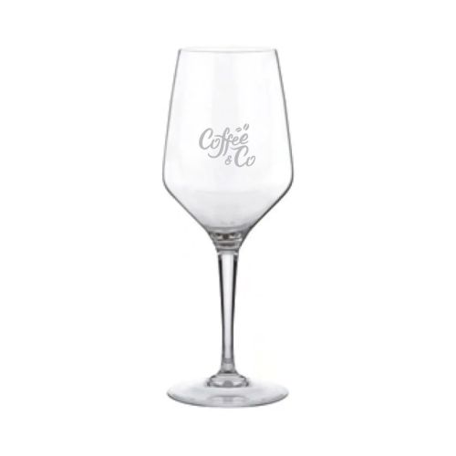 Gravur des CoffeeCo Logos auf der Vorderseite des Mencia Weinglases 31 cl. Gravur des CoffeeCo Logos auf der Vorderseite des Mencia Weinglases 31 cl.