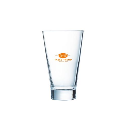 Shetland 22 cl. Glas mit deutlich sichtbarem einfarbigem TableTrend-Logo auf der Vorderseite. Shetland 22 cl. Glas mit deutlich sichtbarem einfarbigem TableTrend-Logo auf der Vorderseite.