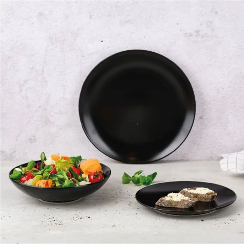 Atmosphärische Fassung mit gefülltem Venusteller 20 cm Porzellan. Atmosphärische Fassung mit gefülltem Venusteller 20 cm Porzellan.