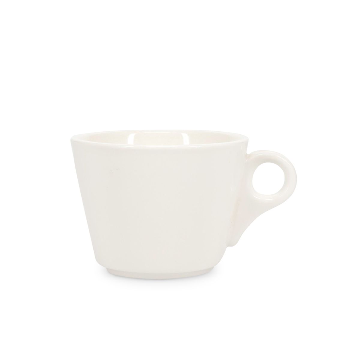 Vorderansicht der Baristo Kaffeetasse 16 cl. aus weißem Porzellan mit klassisch rundem Design.