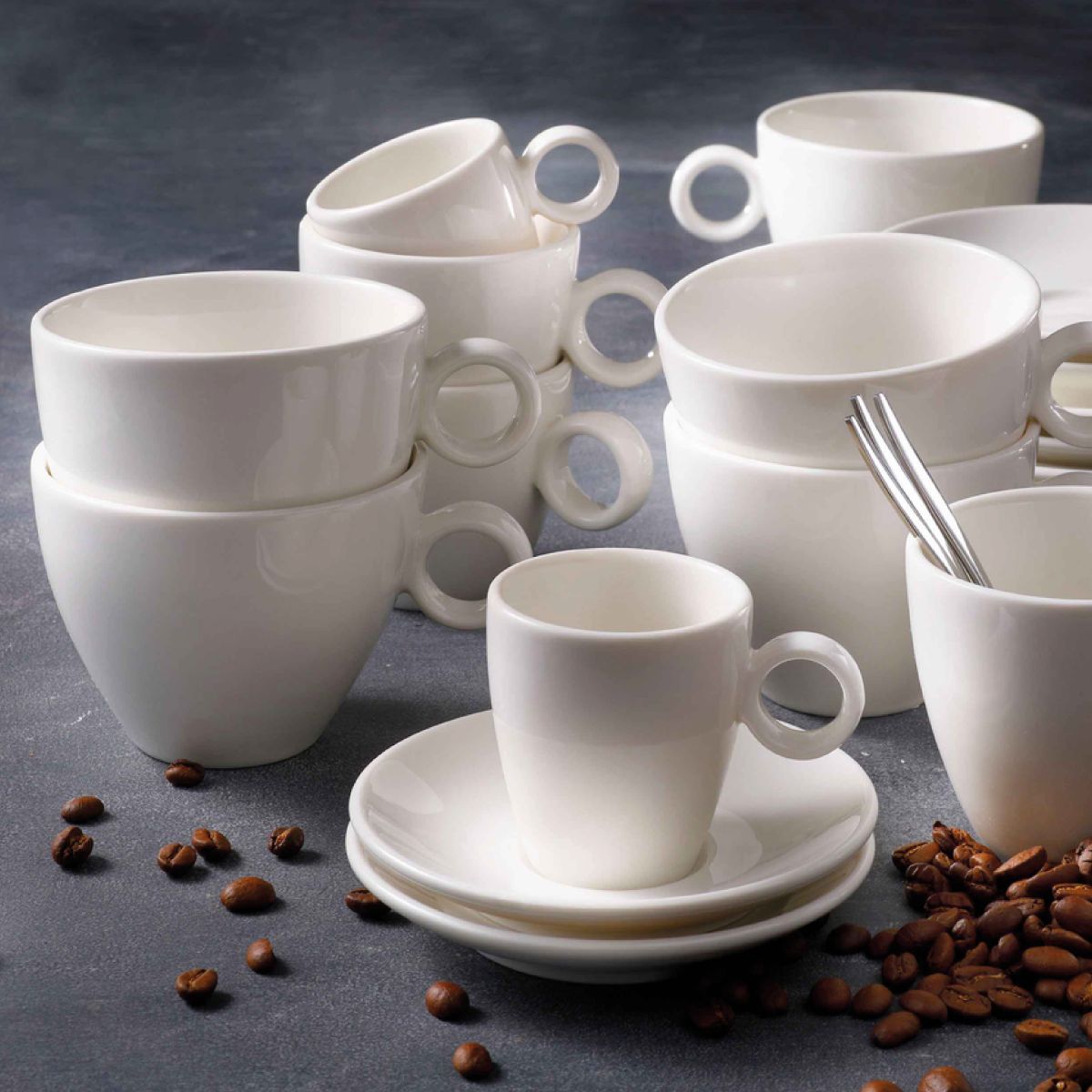 Cappuccino SET 23 cl. in stimmungsvollem Ambiente.