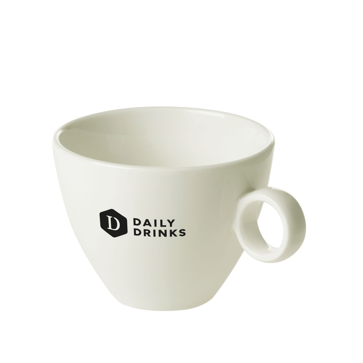 Bart Cappuccino Tasse 23 cl. weißes Porzellan mit schwarzem DailyDrinks Logoaufdruck auf der Vorderseite.