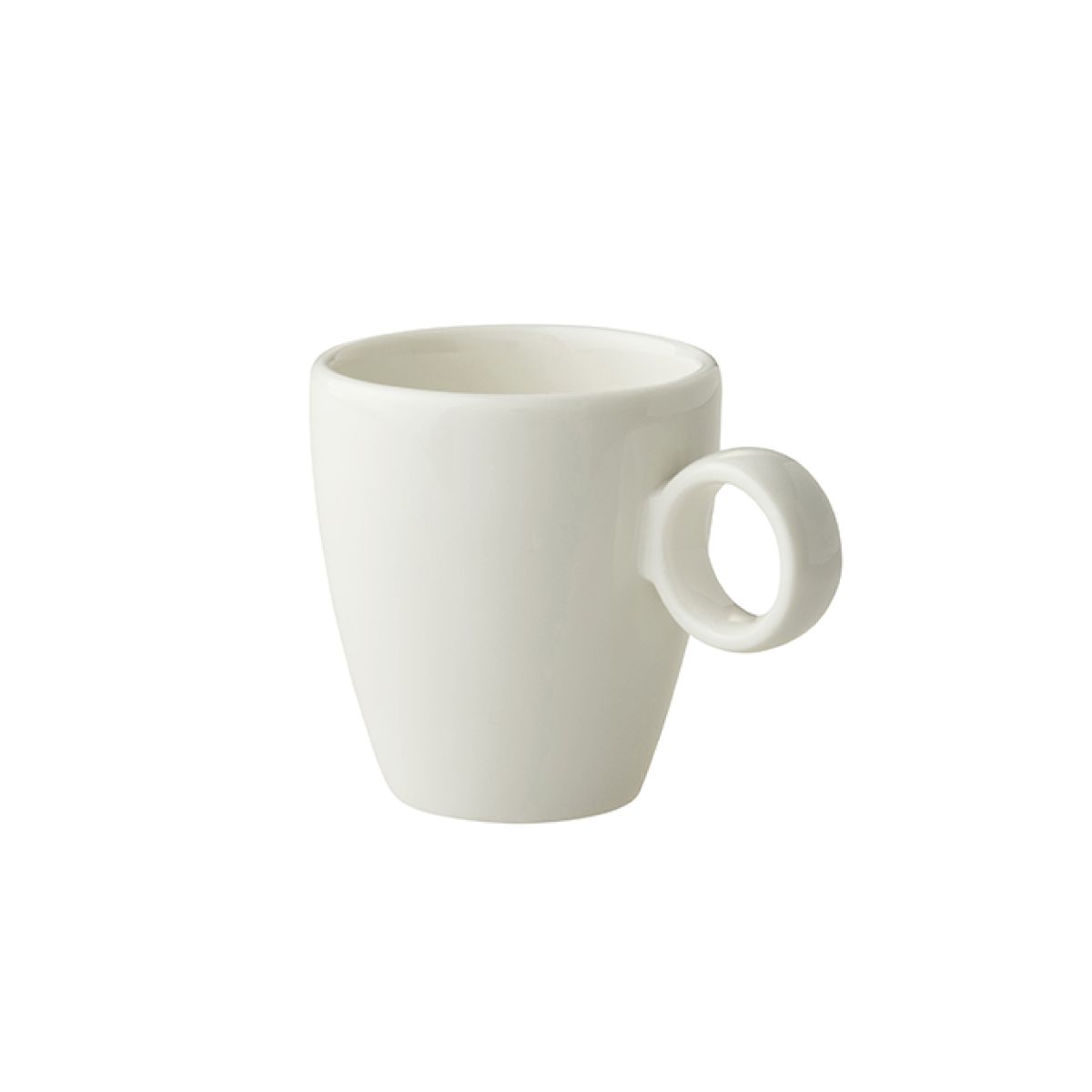 Vorderansicht der Bart Espressotasse 6,5 cl aus weißem Porzellan mit kompakter Form und leicht gebogenem Henkel. Vorderansicht der Bart Espressotasse 6,5 cl aus weißem Porzellan mit kompakter Form und leicht gebogenem Henkel.