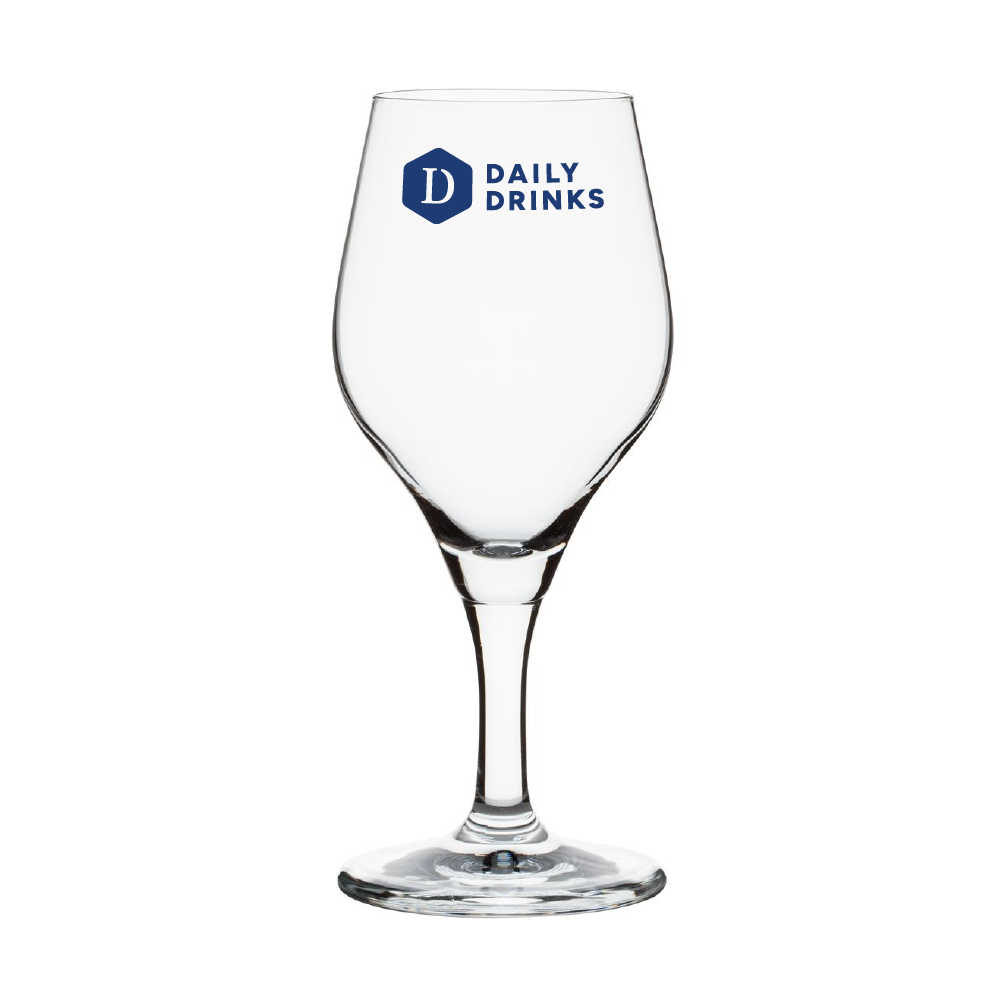 Ronceva Bierglas auf Fuß 40 cl mit DailyDrinks Logo in einer Farbe auf der Vorderseite.
