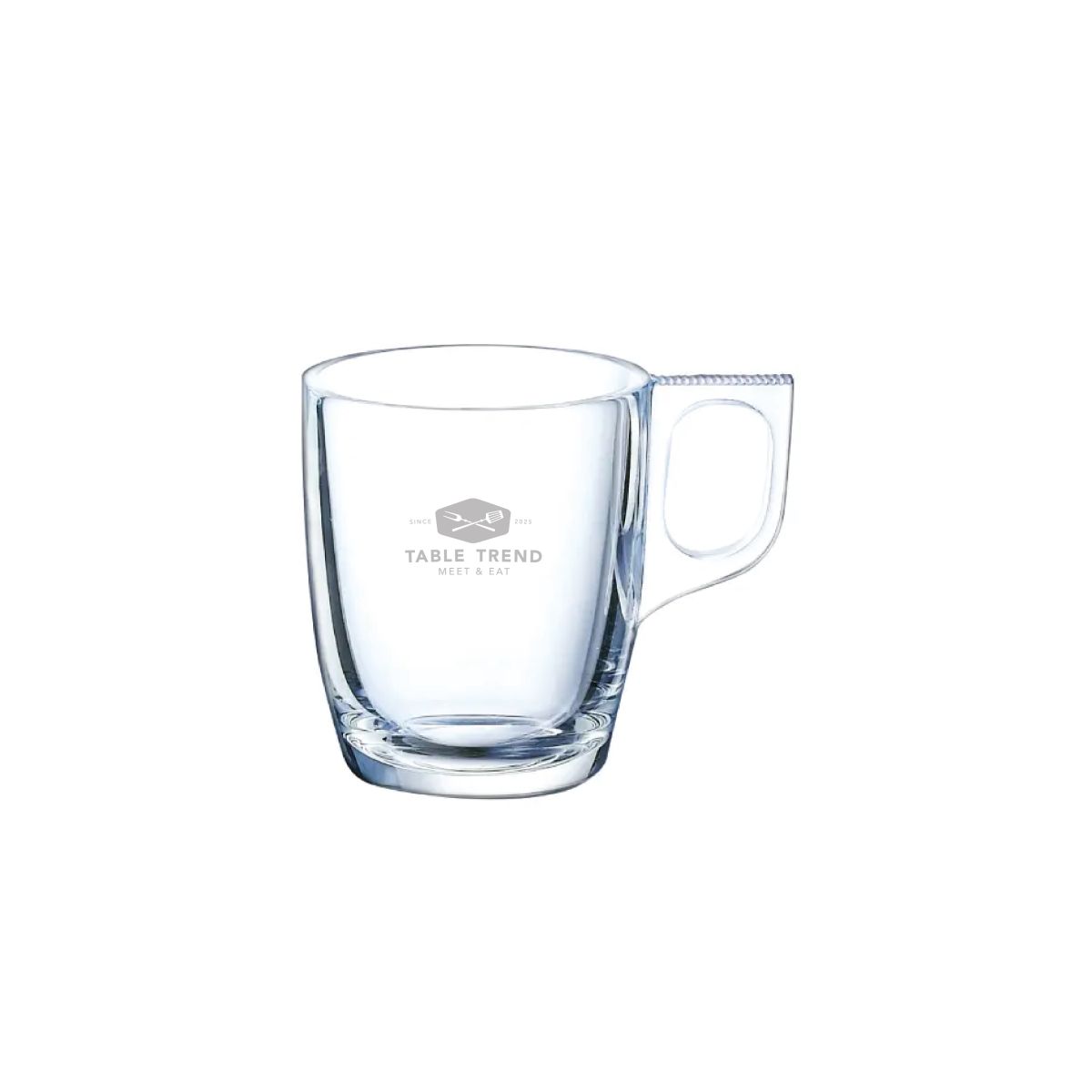 Vorderseite des Voluto Espressoglas 9 cl. mit feiner TableTrend Logo-Gravur auf Klarglas.