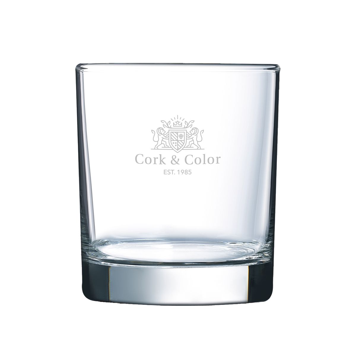 Eingraviertes CorkColor-Logo auf der Vorderseite des 30-cl-Whiskyglases, dezent im Glas sichtbar.
